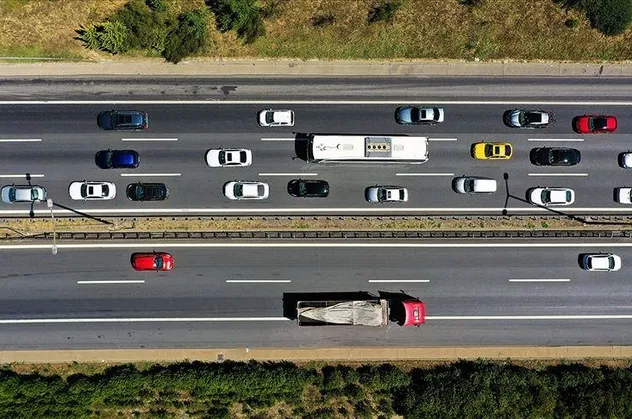 Ulaştırma ve Altyapı Bakanı Adil Karaismailoğlu açıkladı! Bölünmüş yollar 18 yılda yüzde 350 kat arttı