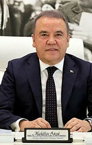 Son dakika: Yeni bir istifa mı geliyor? CHP'li Antalya Büyükşehir Belediyesi Başkanı Muhittin Böcek Muharrem İnce ile görüştü