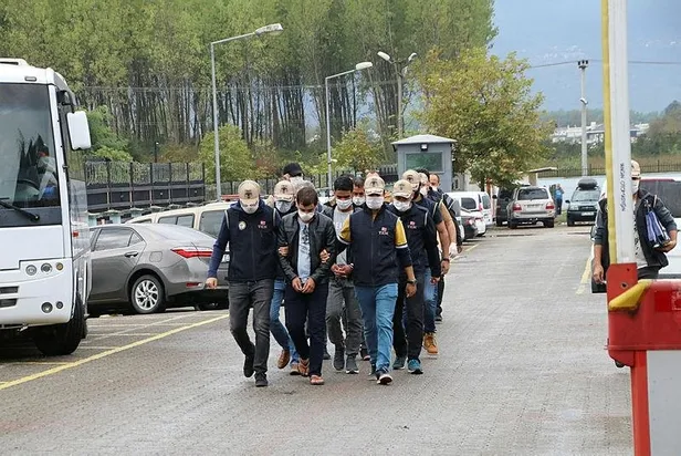 Son dakika: Düzce'de DEAŞ operasyonunda yabancı uyruklu 7 kişi yakalandı-1