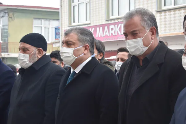 saglik-bakani-fahrettin-kocanin-babaannesinin-cenazesi-konya-kuluda-topraga-verildi-1643716975011.jpg