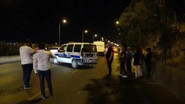 Bayraklı'da feci kaza: Refüje çarpan motosiklet sürücüsü hayatını kaybetti!-3