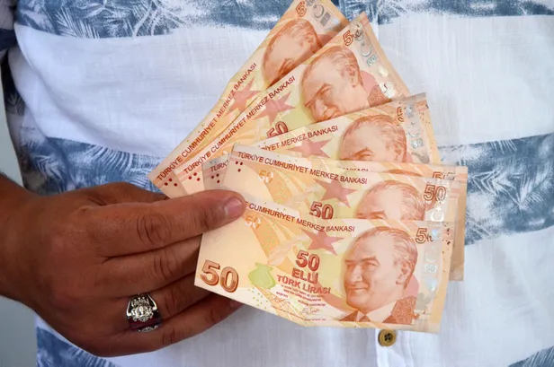 20-tl-deyip-onemseyen-pisman-oldu-habersizce-cebinizde-tasiyor-olabilirsiniz-eger-sizde-varsa-1603551416039.jpg 20 TL deyip önemsemeyen pişman oldu! Habersizce cebinizde taşıyor olabilirsiniz! Eğer sizde varsa...-6