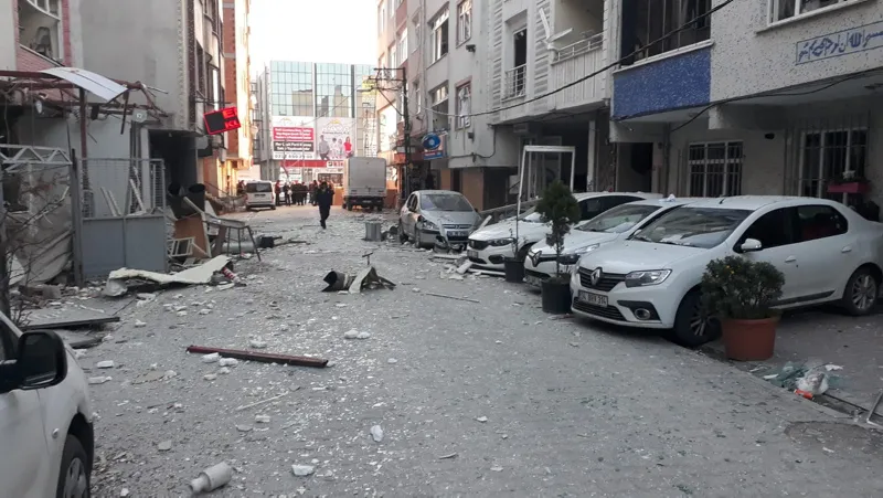 Esenyurt'ta korkutan patlama | Ortalık savaş alanına döndü - 2