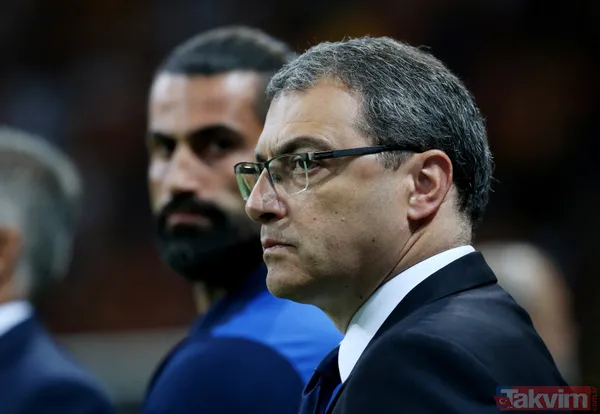 Fenerbahçeliler, Comolli'nin istifası sonrası sosyal medyada coştu: Sana da sıra gelecekti! - 16