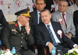 Hükümet hangi komutanlığı kaldırıyor?