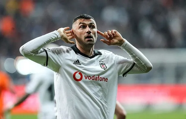 Son dakika: Burak Yılmaz Beşiktaş'tan ayrılıyor mu? Menajerinden açıklama geldi-1