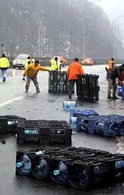 TEM'de feci kaza! Trafik kilit