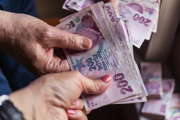 ogretmenlere-egitim-odenegi-ne-zaman-yatacak-2022-2023-ogretmen-kirtasiye-parasi-ne-kadar-oldu-1662099712930.jpg 2022-2023 Öğretmen kırtasiye parası ne kadar oldu? Öğretmenlere eğitim ödeneği ne zaman yatacak?-5