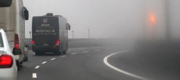 Beşiktaş takım otobüsüne taşlı saldırı!