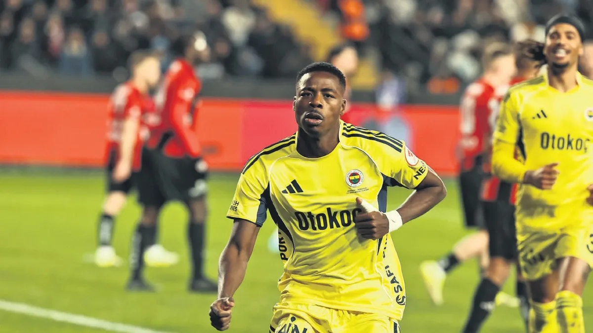 Fenerbahçe’nin yeni yıldızı Musaba sessizliğini bozdu: Ona güvenerek transfer oldum