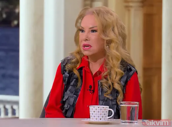 Türk halkı için 83 yaşında estetik yaptıran Bedia Akartürk son haliyle şaşırttı! Hülya Koçyiğit'le yan yana gelen Akartürk... - 7