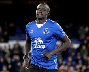 Everton tamam sıra Niasse’de