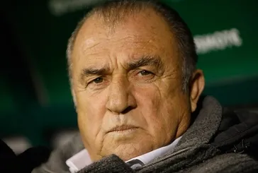 Terim'in Panathinaikos'u zirve yarışını bırakmıyor! Bakasetas sahne aldı