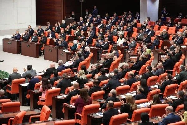 SON DAKİKA: Yeni seçim barajı belirlendi! Teröre destek veren partiler hazine yardımı alamayacak-4