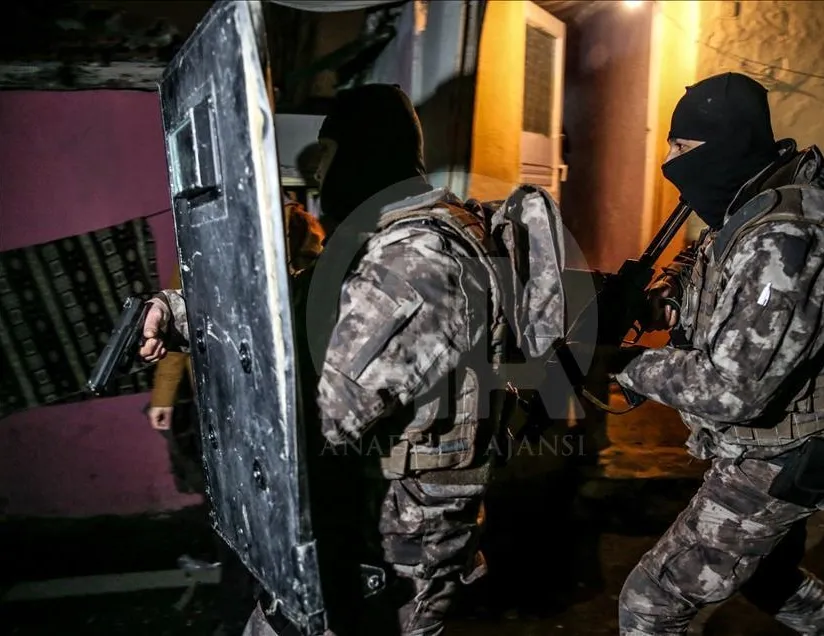 Hatay’da uyuşturucu operasyonu: 10 gözaltı