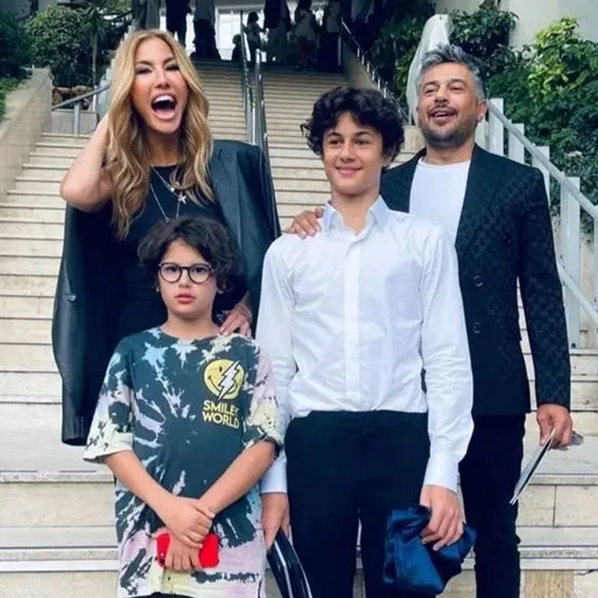 Perihan Savaş ve İbrahim Tatlıses’in gözlerden uzak büyüttüğü kızına bakın: Çok naif ve zarif - 17