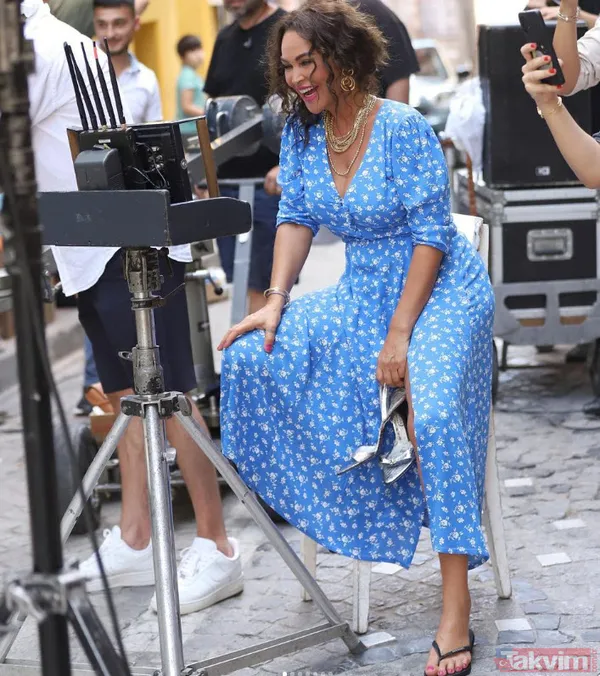 Hülya Avşar 'kadınlar isterlerse çıplak gezsin' dedi tayt polemiğine o da girdi! Avşar kızının açıklamaları başka bir boyuta getirdi - 4