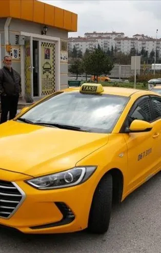 İstanbul'da taksilerde yeni dönem! Artık tepe lambasında taksi yazmayacak