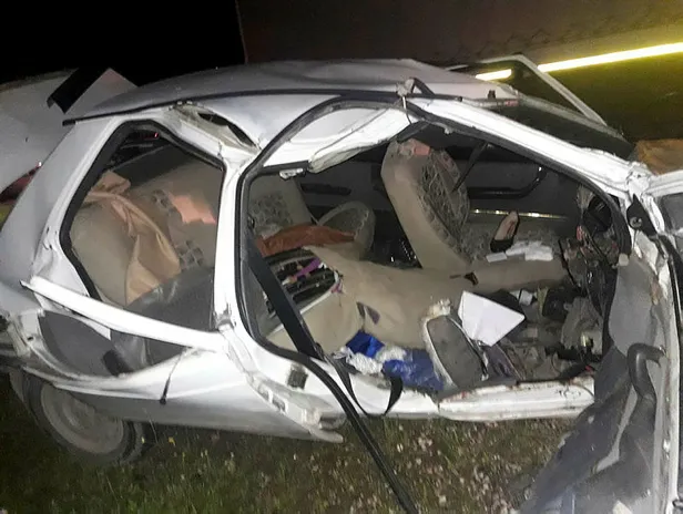 Şanlıurfa'da feci kaza! 2'si ağır 9 kişi yaralandı-1