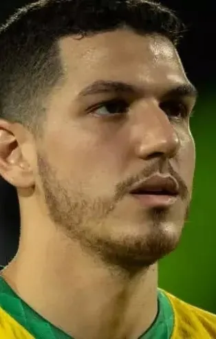 Gustavo Henrique’yi bitiren Fenerbahçe ikinci stoper transferinde hız kesmiyor! Hedef Nino