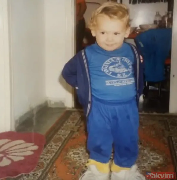 Sen Anlat Karadeniz'in yıldızı Ulaş Tuna Astepe'nin çocukluk fotoğrafına bakın (Ünlülerin çocukluk fotoğrafları) - 4