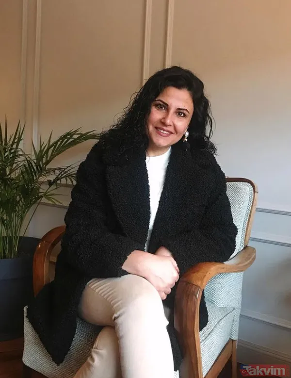 Üç Kız Kardeş'in Dönüş'ü Almila Ada'nın annesini gören hayran kaldı! Kızı gibi kıpır kıpır! Almila annesinin kopyası gibi - 27