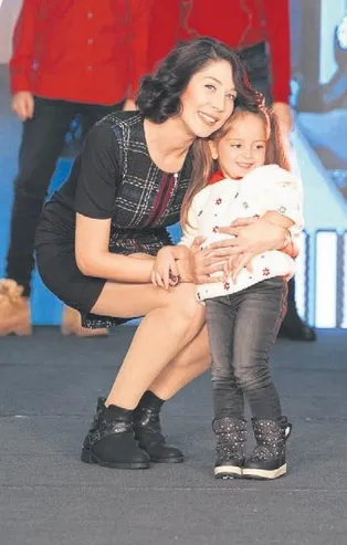 Ece’ye minik rakip