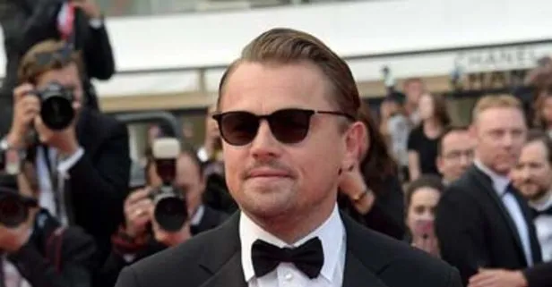 Leonardo Di Caprio güzellerle Karayipler’de böyle görüntülendi! Brad Pitt ise 24 yaş küçük sevgilisiyle...