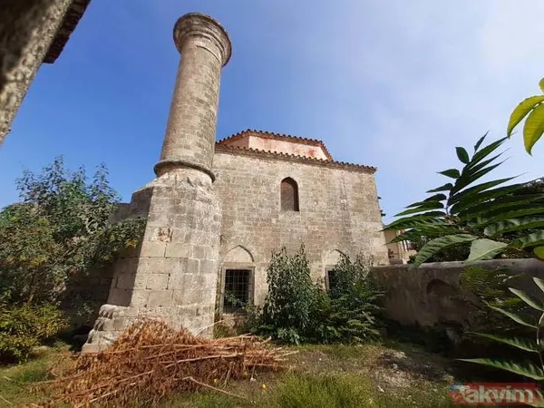 AK Parti'den Yunanistan'ın Rodos Adası'ndaki külliyeyi müzik fakültesine dönüştürmesine sert tepki: Kabul edilemez - 16