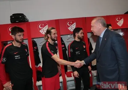 Başkan Erdoğan 2020 UEFA Avrupa Futbol Şampiyonası Elemeleri’ndeki Türkiye - Moldova maçını izledi
