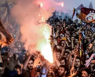 Galatasaray 21.şampiyonluğunu böyle kutladı