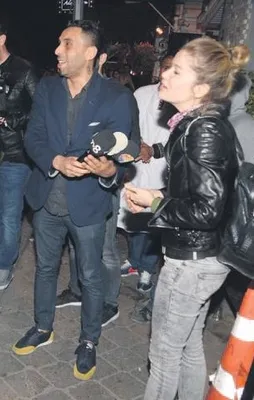 Kocası paparazzi oldu