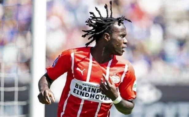 Takvim.com.tr günler öncesinden duyurmuştu: Fenerbahçe eski Galatasaraylı Bruma'yı transfer etti-7