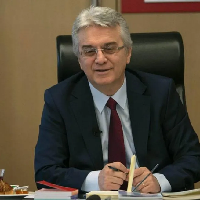 CHPde değişim kaosu! Kılıçdaroğlunun yardımcısı Bülent Kuşoğlundan İmamoğluna sınırı aşma mesajı: Ben onun ağabeyiyim