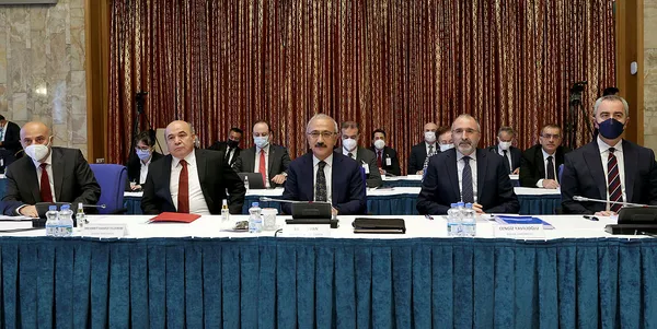 son-dakika-hazine-ve-maliye-bakani-lutfi-elvandan-fiyat-istikrari-ve-cari-acik-aciklamasi-1636745357236.jpg SON DAKİKA! Hazine ve Maliye Bakanı Lütfi Elvan'dan fiyat istikrarı ve cari açık açıklaması-7