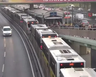 İstanbulda Metrobüs yoğunluğuna çözüm bulunamıyor!
