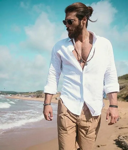 magazin-tarihi-boyle-olay-gormedi-kadin-hayrani-can-yaman-icin-kendini-bogaza-atti-1573081540765.jpeg Magazin tarihi böyle olay görmedi! Kadın hayranı Can Yaman için kendini Boğaz'a attı...-2