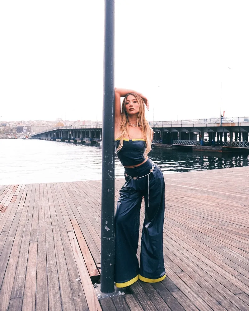 1773578162799.jpg Aleyna Kalaycıoğlu ile Canbay ayrıldı: İlk açıklama geldi I "Şu an onu anlatmanın vakti değil"-8