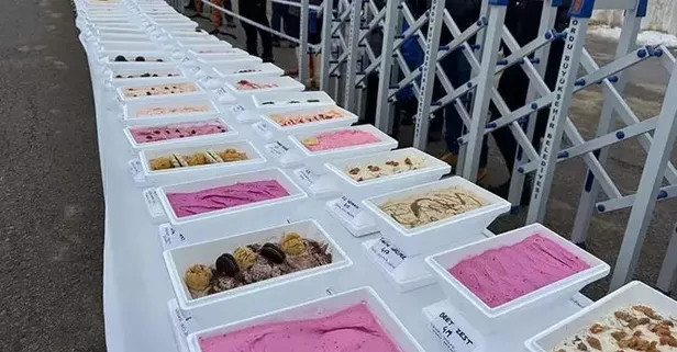 Ordu’da dondurmacı Celal Karaarslan bin 301 çeşit dondurma ile Guinness Rekorlar Kitabı’na girdi!