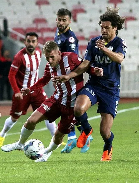 ziraat-turkiye-kupasinin-finalisti-rovansta-belli-olacak-fenerbahce-sivasspor-karsilasmasinda-gol-sesi-cikmadi-1683142653888.jpeg Ziraat Türkiye Kupası'nın finalisti rövanşta belli olacak! Fenerbahçe-Sivasspor karşılaşmasında gol sesi çıkmadı-6