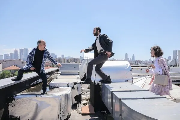 Psikolog İpek karakteriyle İrem Helvacıoğlu gönülleri fethetmeye geliyor! Baş Belası 1. bölüm ile Atv'de başlıyor!-3