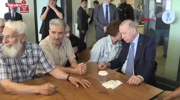 Başkan Erdoğan'a Beyoğlu'nda sevgi seli!