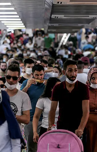 Koronavirüs pandemisi ne zaman bitecek? Uzmanlar bu kez tarih verdi