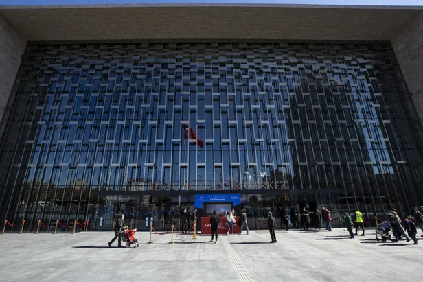 AKM'nin mimarlarından gençlere çağrı: AVM'ye değil AKM'ye gelin-3