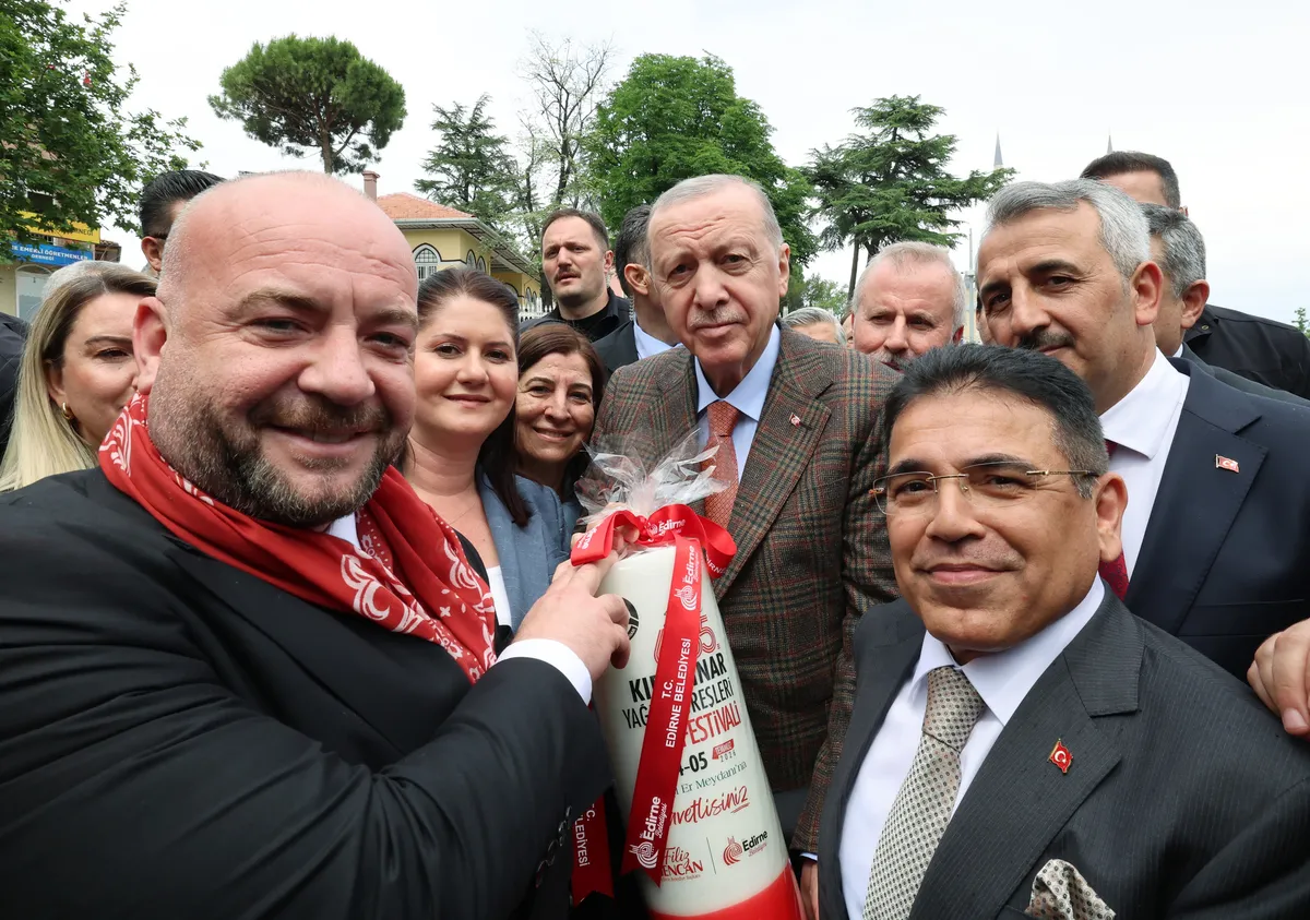 Başkan Erdoğan’dan CHP’ye sert sözler: Siyasi parti değil sanki dövüş kulübü-14