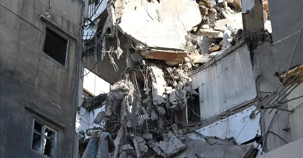 Katil İsrail Beyrut'un güney banliyölerini bombaladı