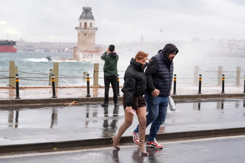 bayramda-hava-nasil-olacak-meteoroloji-istanbul-dahil-15-ili-tek-tek-uyardi-1773901424089.jpg Bayramda hava nasıl olacak? Meteoroloji İstanbul dahil 15 ili tek tek uyardı-11