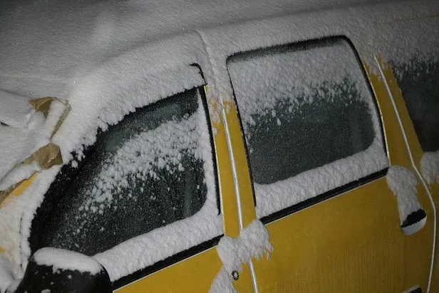 son-dakika-kirklarelinin-yuksek-kesimlerinde-kar-yagisi-etkili-oluyor-hava-durumu-1606765967157.jpeg Son dakika: Kırklareli'nin yüksek kesimlerinde kar yağışı etkili oluyor | HAVA DURUMU-2