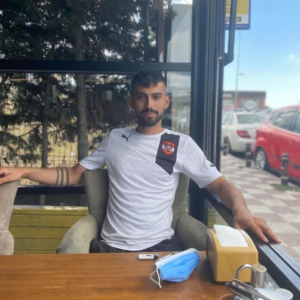 İstanbul'da dehşet: Otoparkta hızlı geçtin tartışmasında döverek öldürdüler!-1