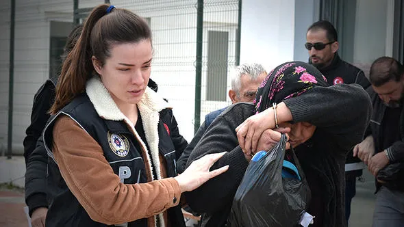 Adana'da uyuşturucudan tutuklanan yaşlı çiftin sözleri şok etti: Gururumdan yüzümü kapatıyorum-2